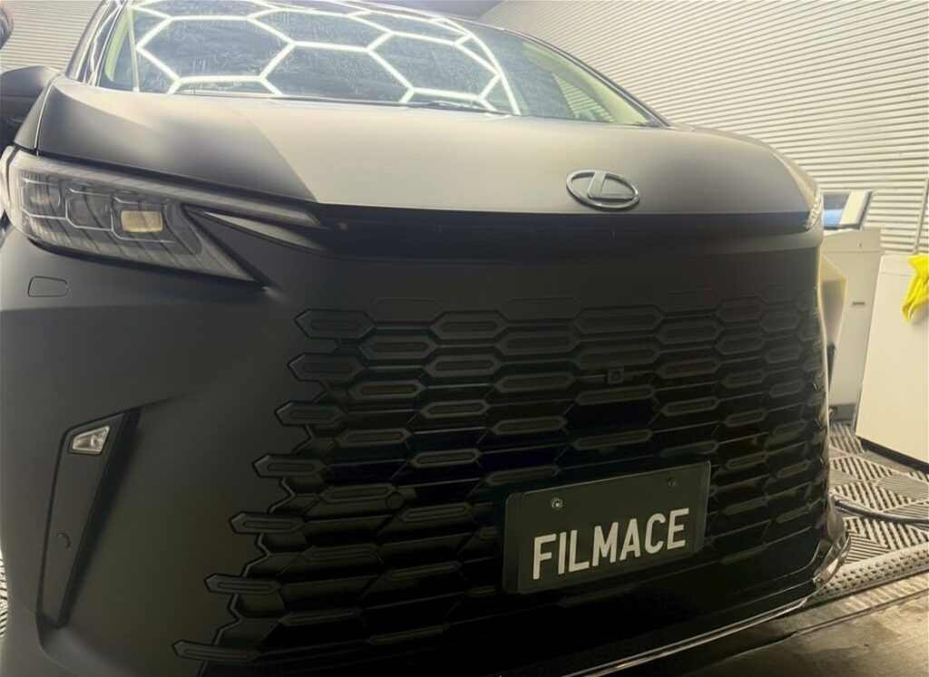 LEXUS LM500h